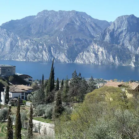 Garden Belvedere Bed & Breakfast Torbole Sul Garda